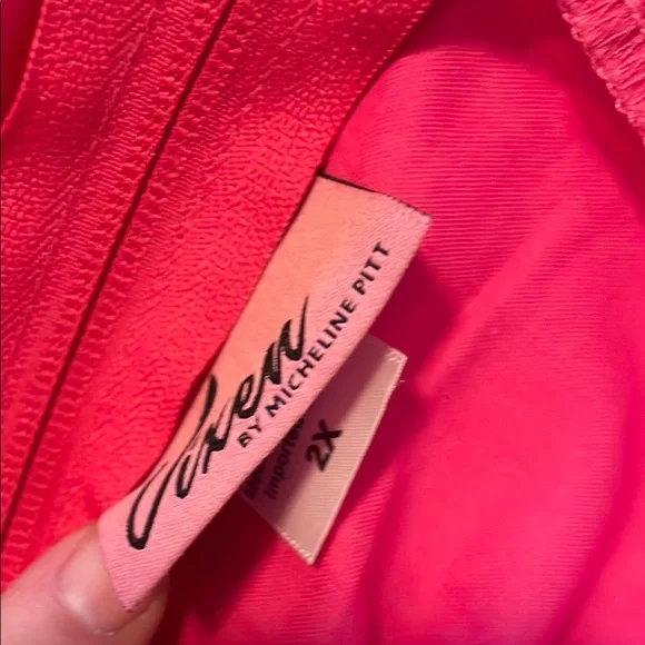 Vixen by Micheline Pitt, 2X Pink Maneater Top - Picture 2 of 2